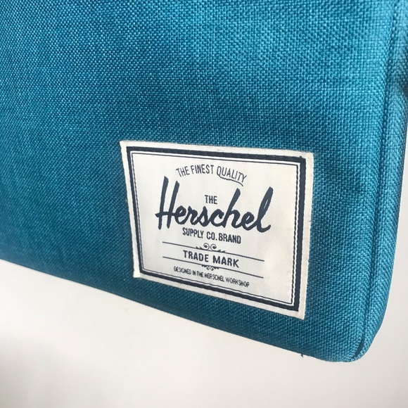 🔴SOLD🔴 Herschel Anchor Sleeve for iPad Air/ iPad Case - Picture 3 of 7